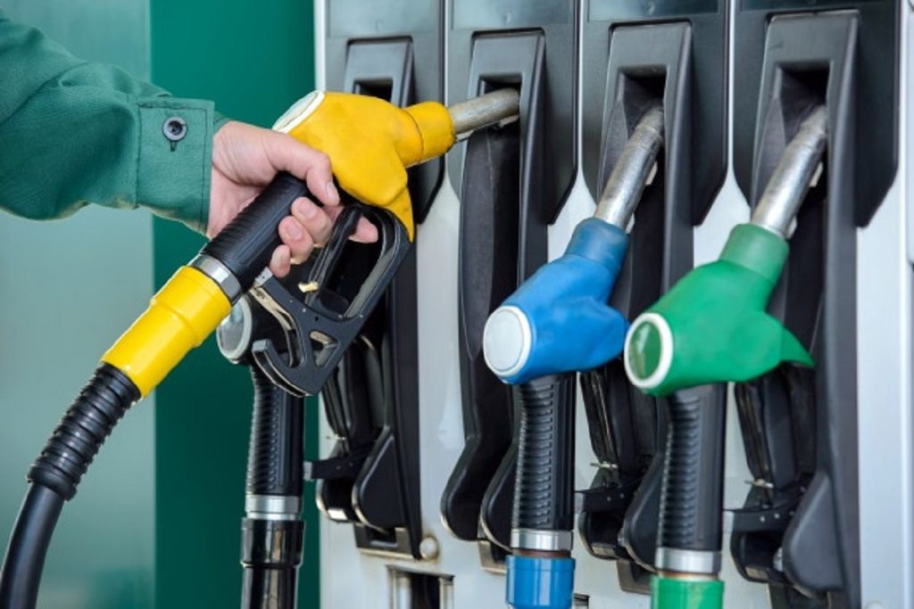 pompa di benzina