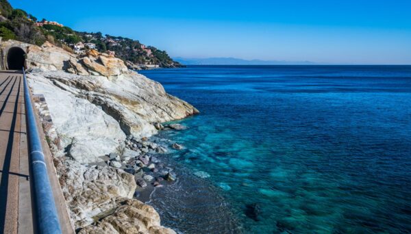ciclabile sul mare